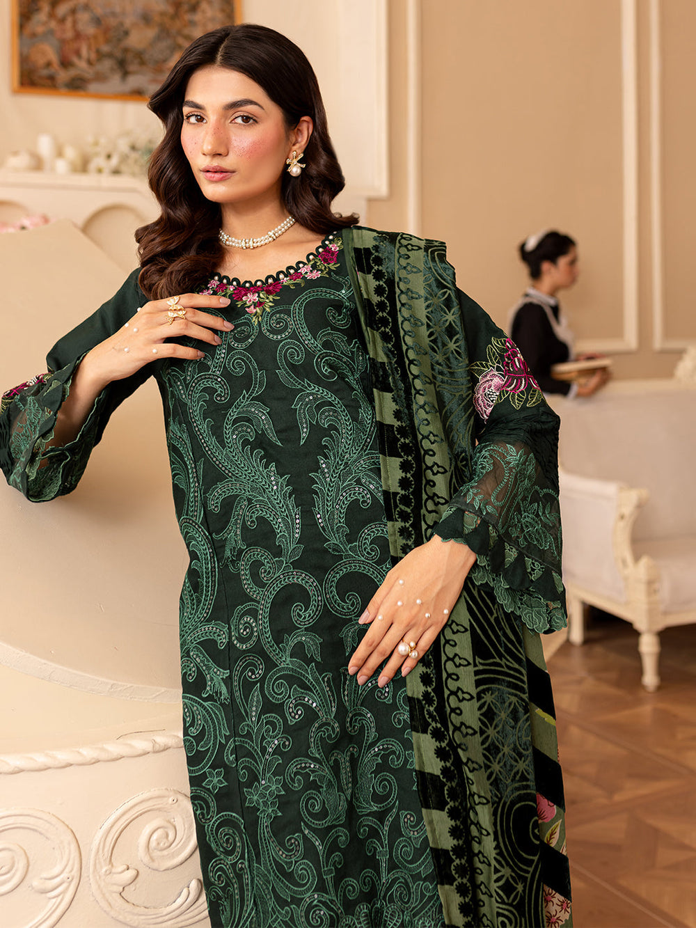 Zarnoor 3PC Unstitched Luxury Lawn Heavy Embroidered Suit
