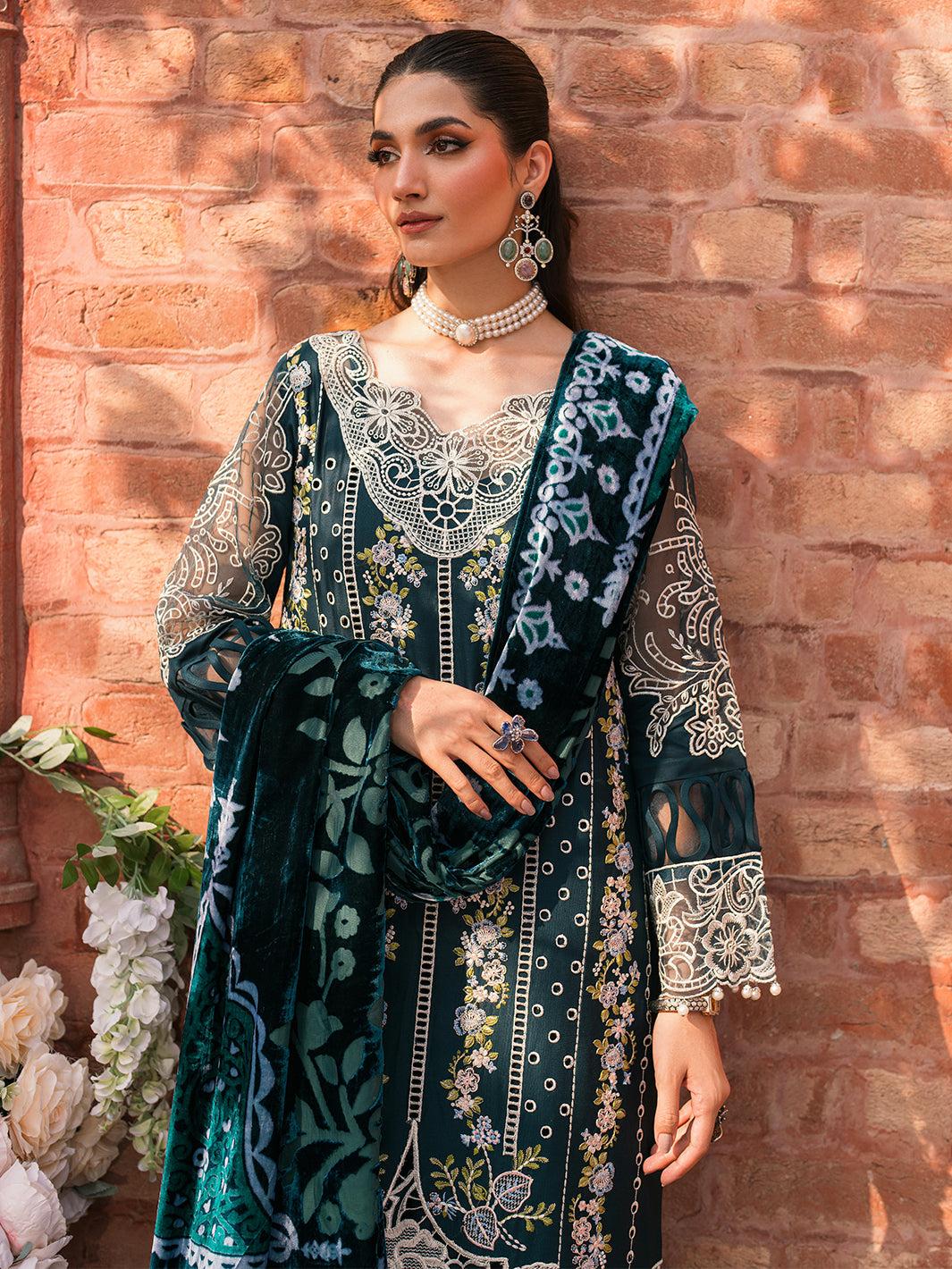 Mahnur 3PC Unstitched Luxury Lawn Chikenkari Heavy Embroidered Suit