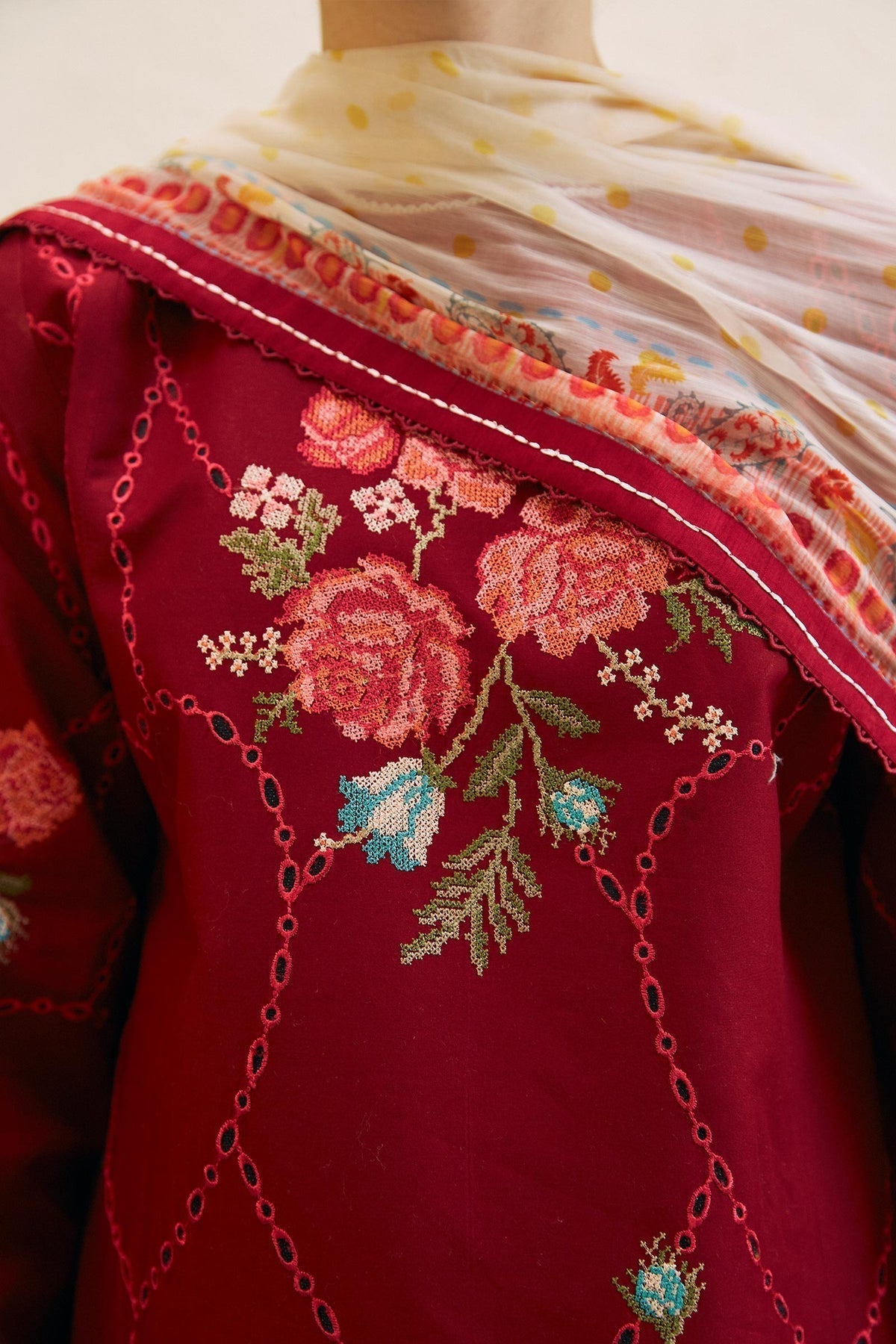 Zara Shahjahan FF-1202 Luxury Embroidered Lawn 3Pc Suit