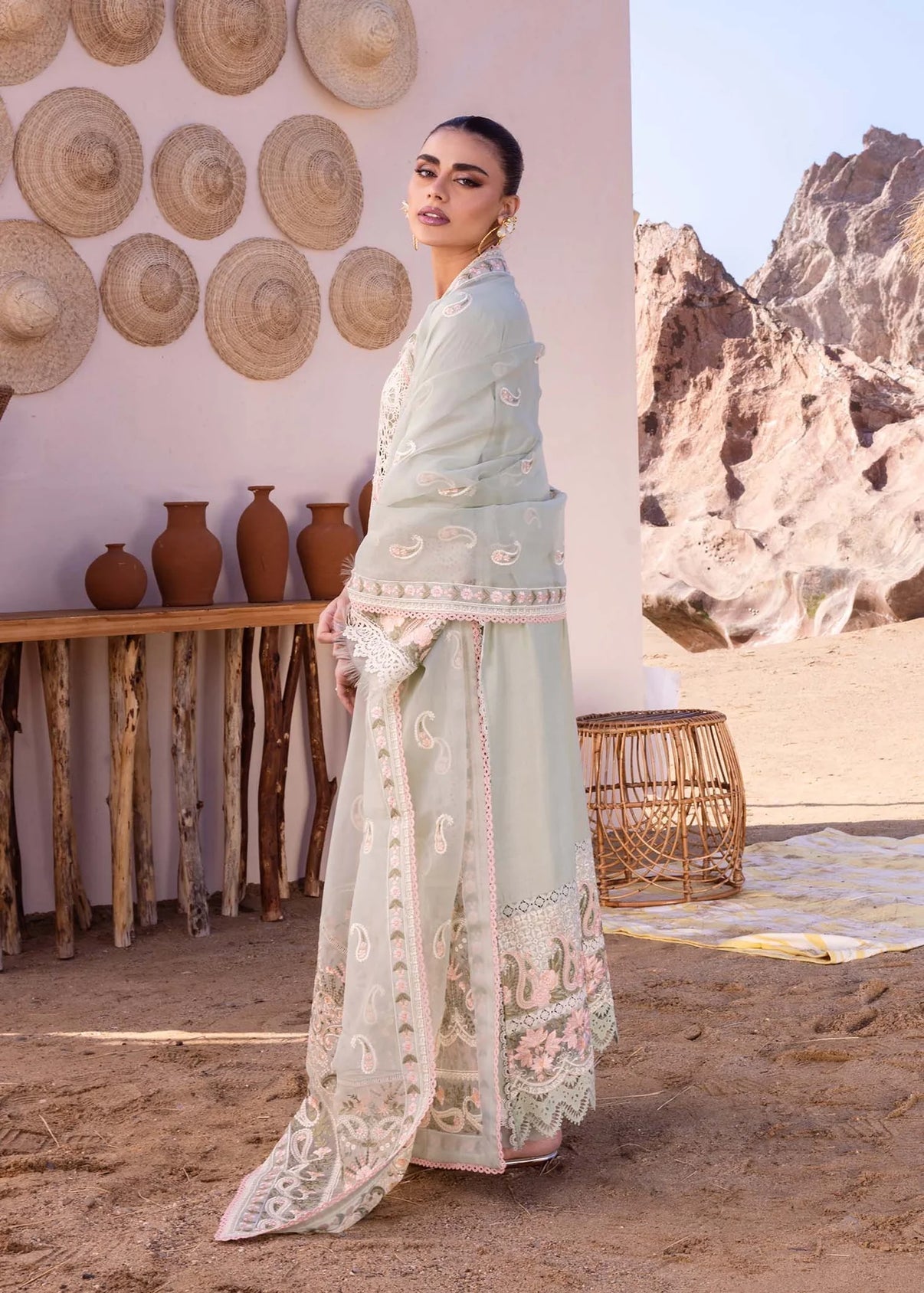 Akber Aslam 3PC Luxury Unstitched Lawn Heavy Embroidered Suit
