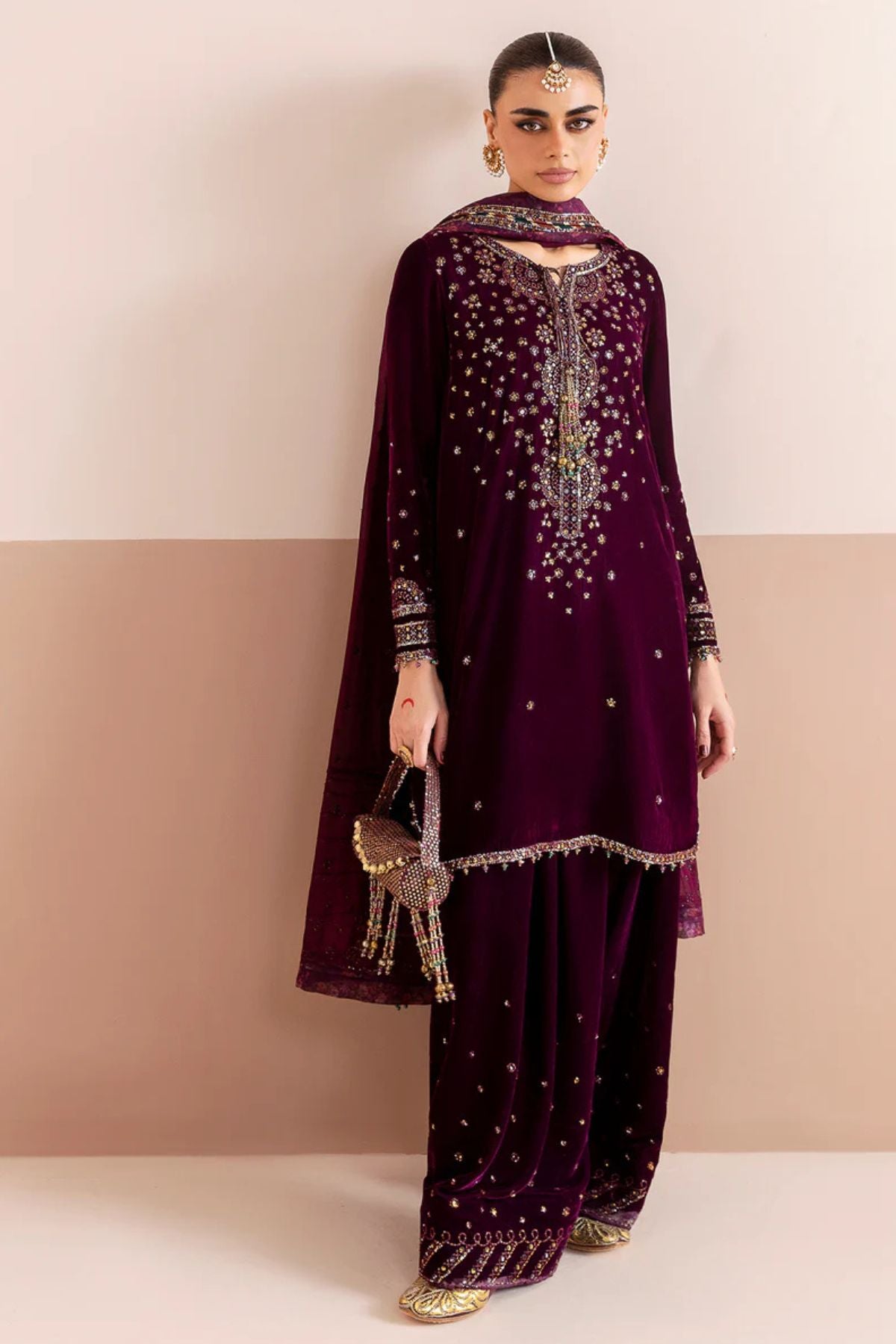 Jazmin 008 Unstitched Luxury Velvet Heavy Embroidered 3PC Suit