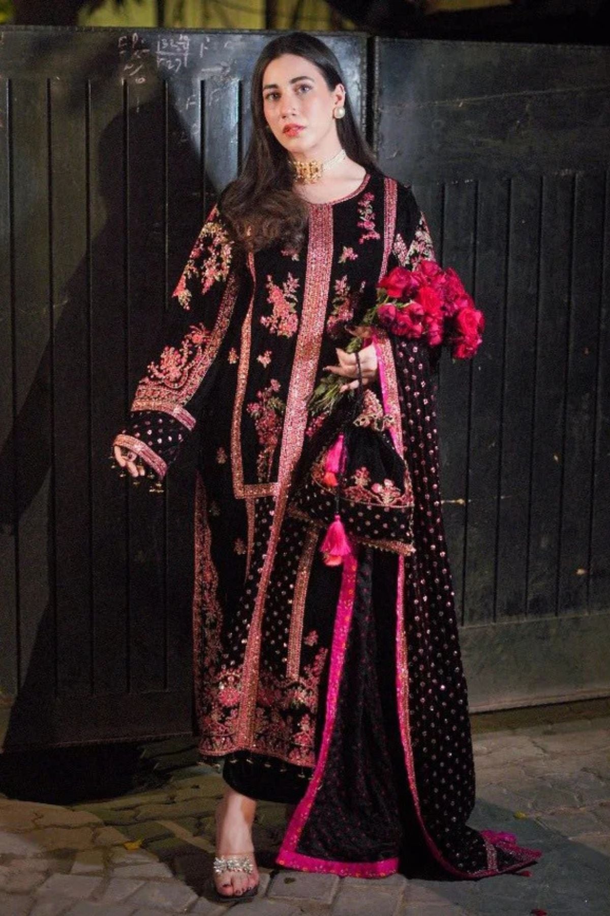 Aneela,s 001 Unstitched Luxury Dhanak Heavy Embroidered 3PC Suit