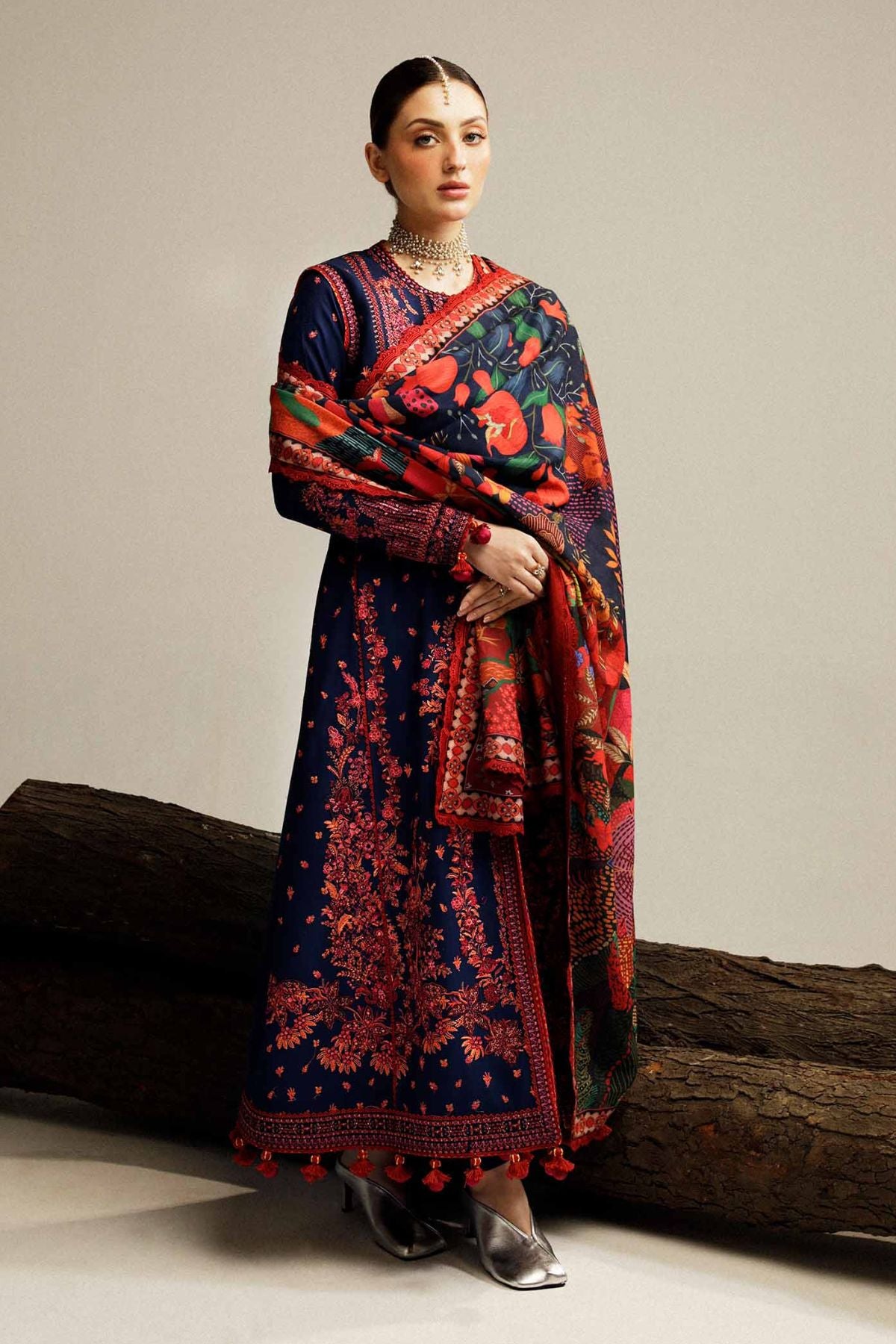 Hussain Rehar 020 Unstitched Luxury Dhanak Heavy Embroidered 3PC Suit