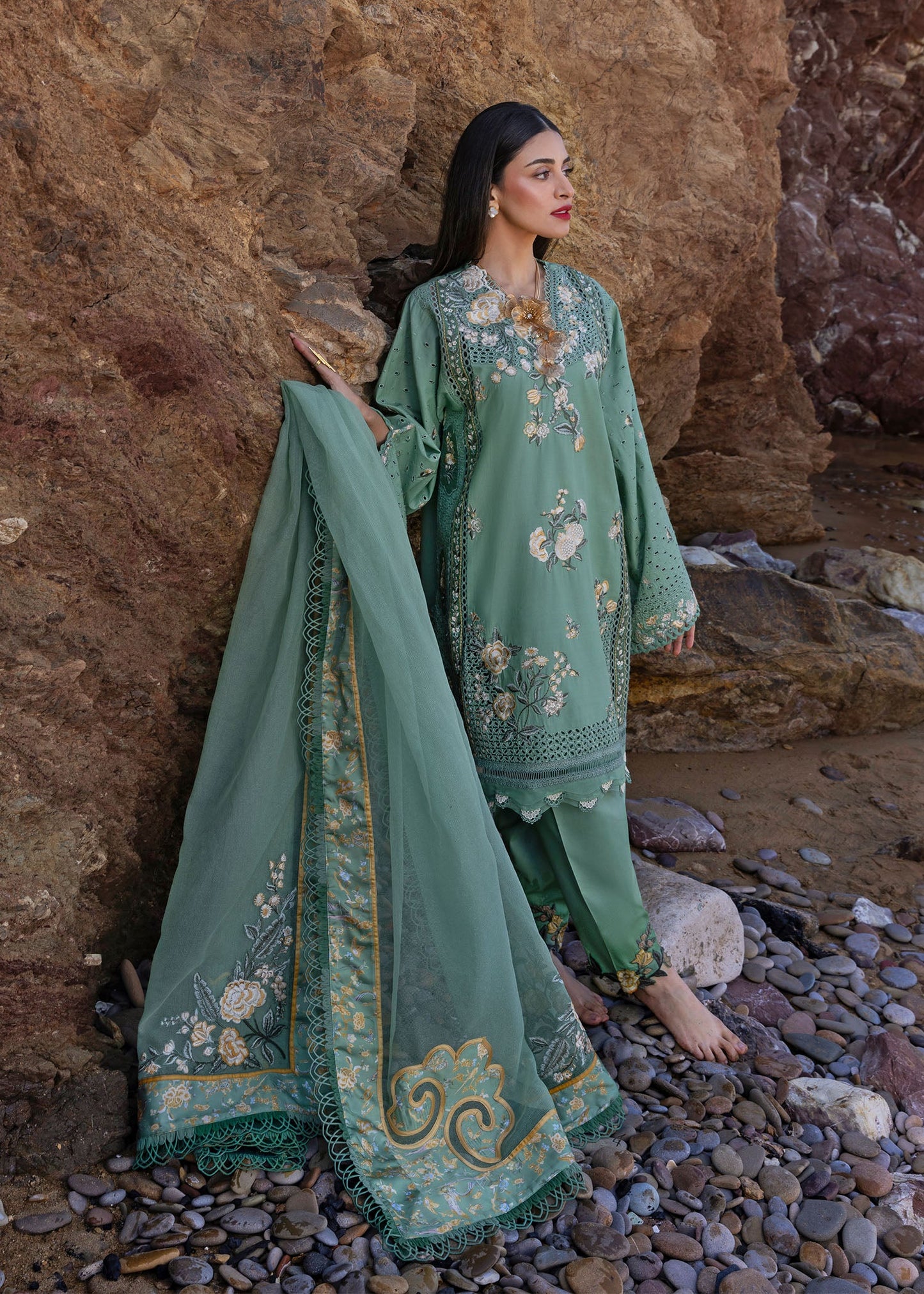 Crimson 008 Unstitched Luxury Dhanak Chikankari Heavy Embroidered 3PC Suit