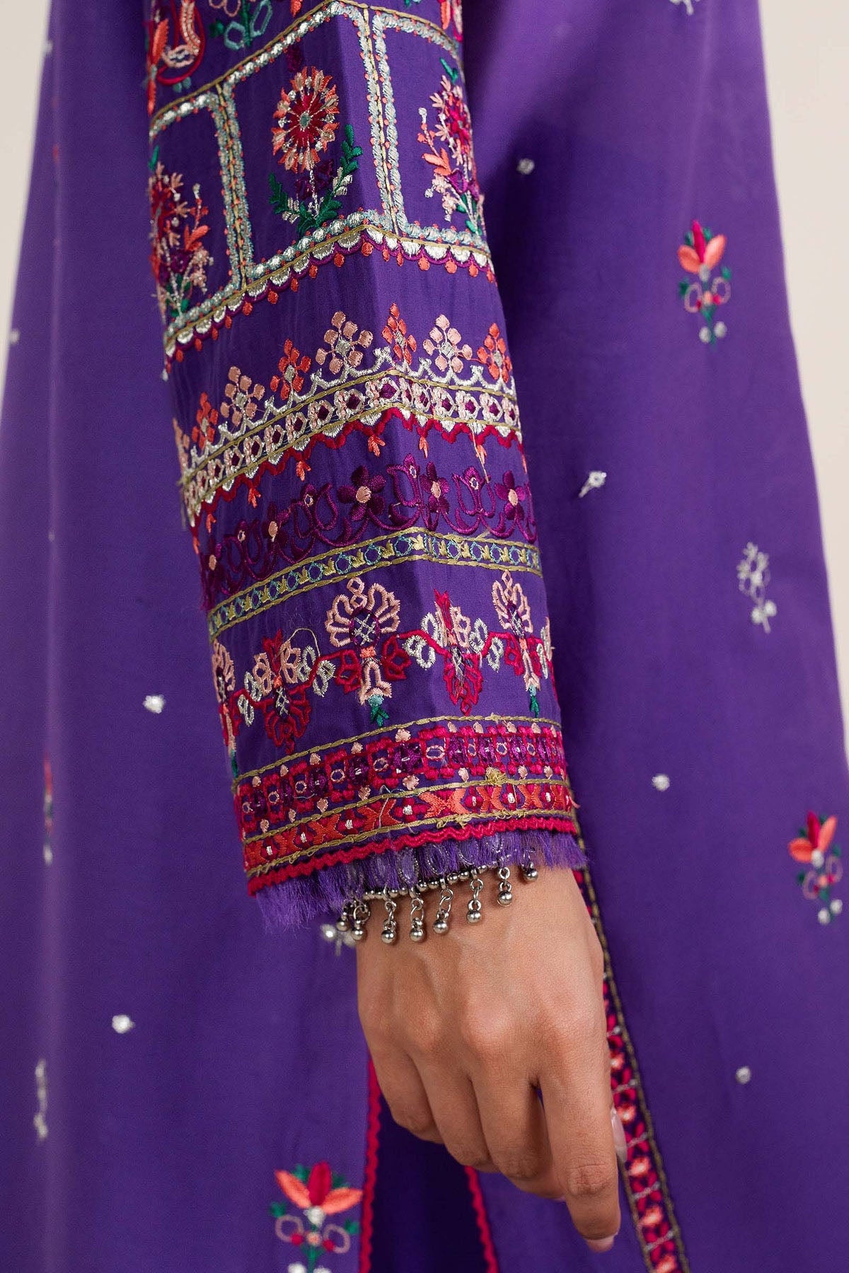 Zara Shahjahan FF032-A Luxury Embroidered Lawn 3Pc Suit