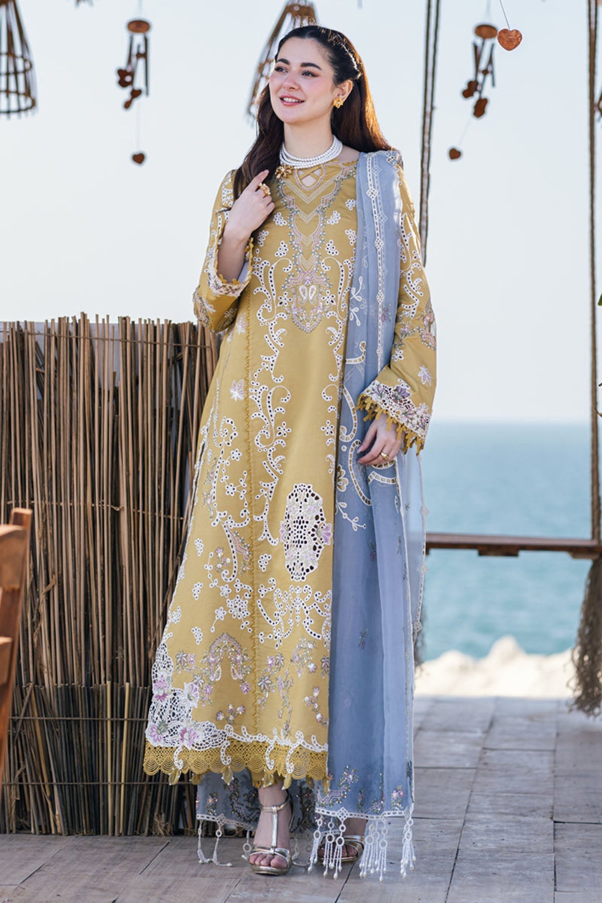 Qalamkar 3Pc Lawn Luxury Chikenkari Embroidered Suit