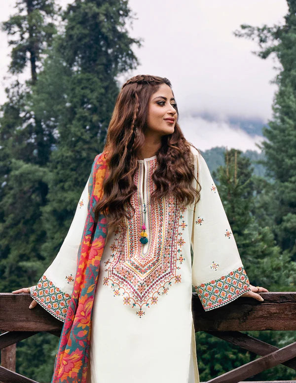 Sapphire 3PC Unstitched Luxury Lawn Heavy Embroidered Suit