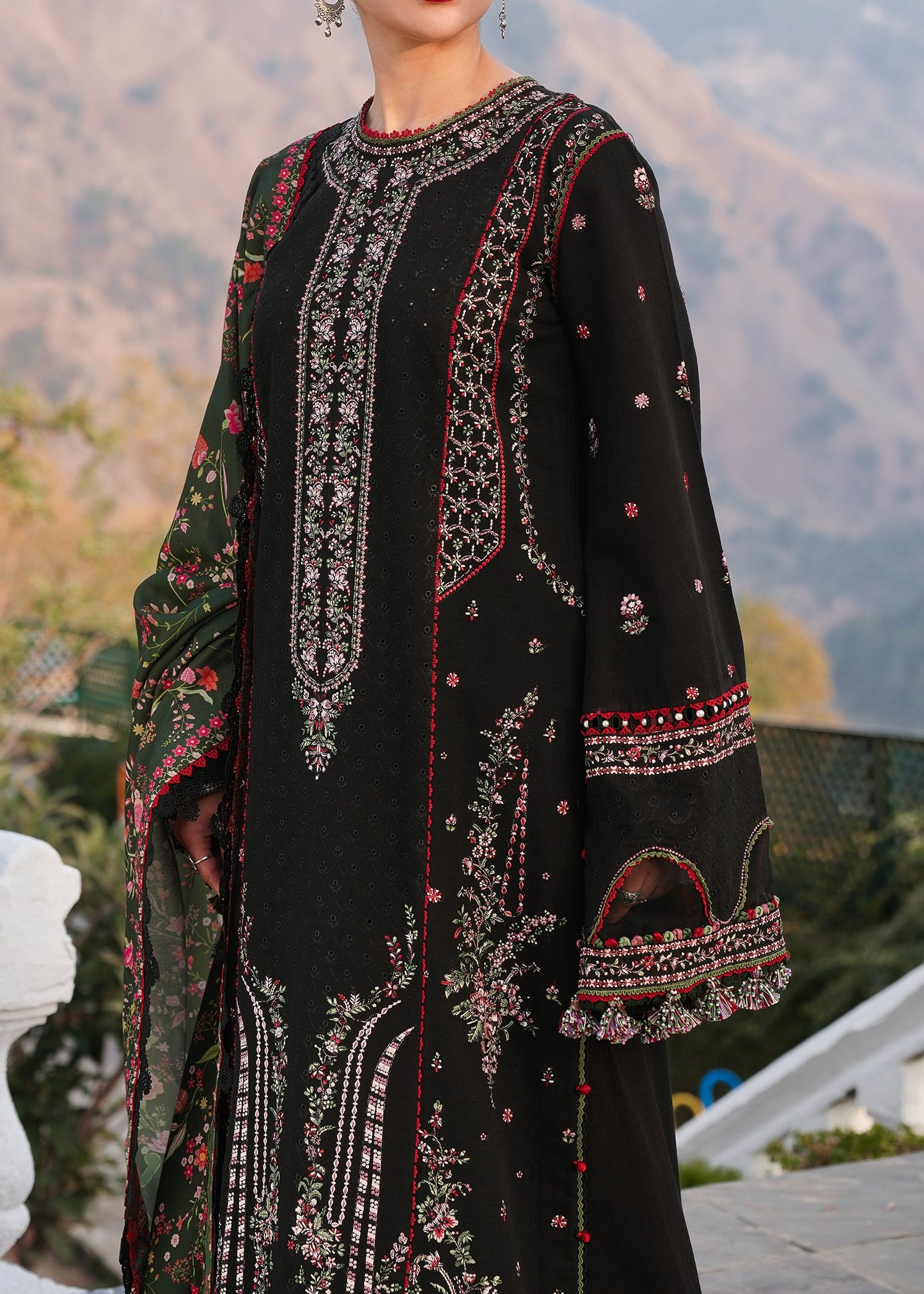 Hussain Rehar 3PC Luxury Collection Unstitched Lawn Heavy Embroidered Suit