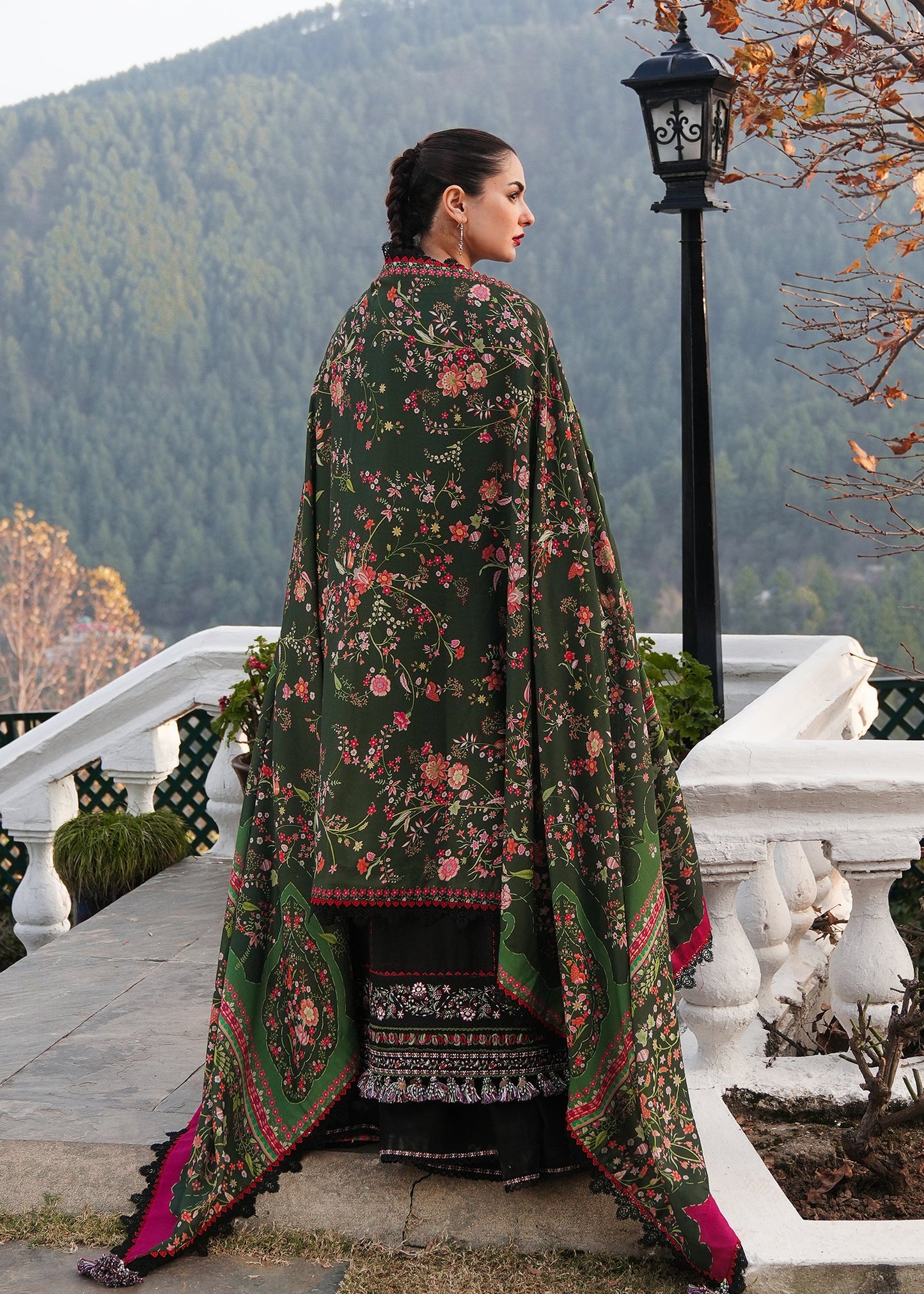 Hussain Rehar 3PC Luxury Collection Unstitched Lawn Heavy Embroidered Suit