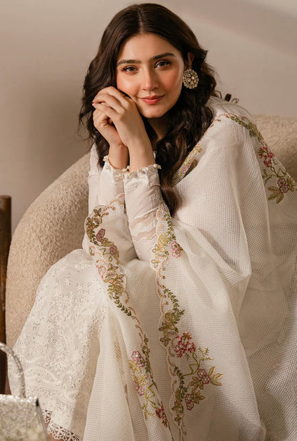 Cross Stitched FF0 Luxury Embroidered Lawn 3Pc Suit