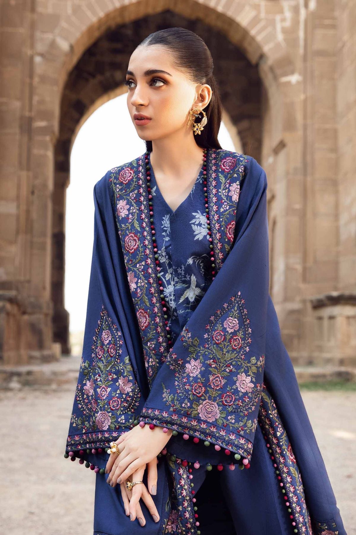 Maria B 015 Unstitched Luxury Dhanak Heavy Embroidered 3PC Suit