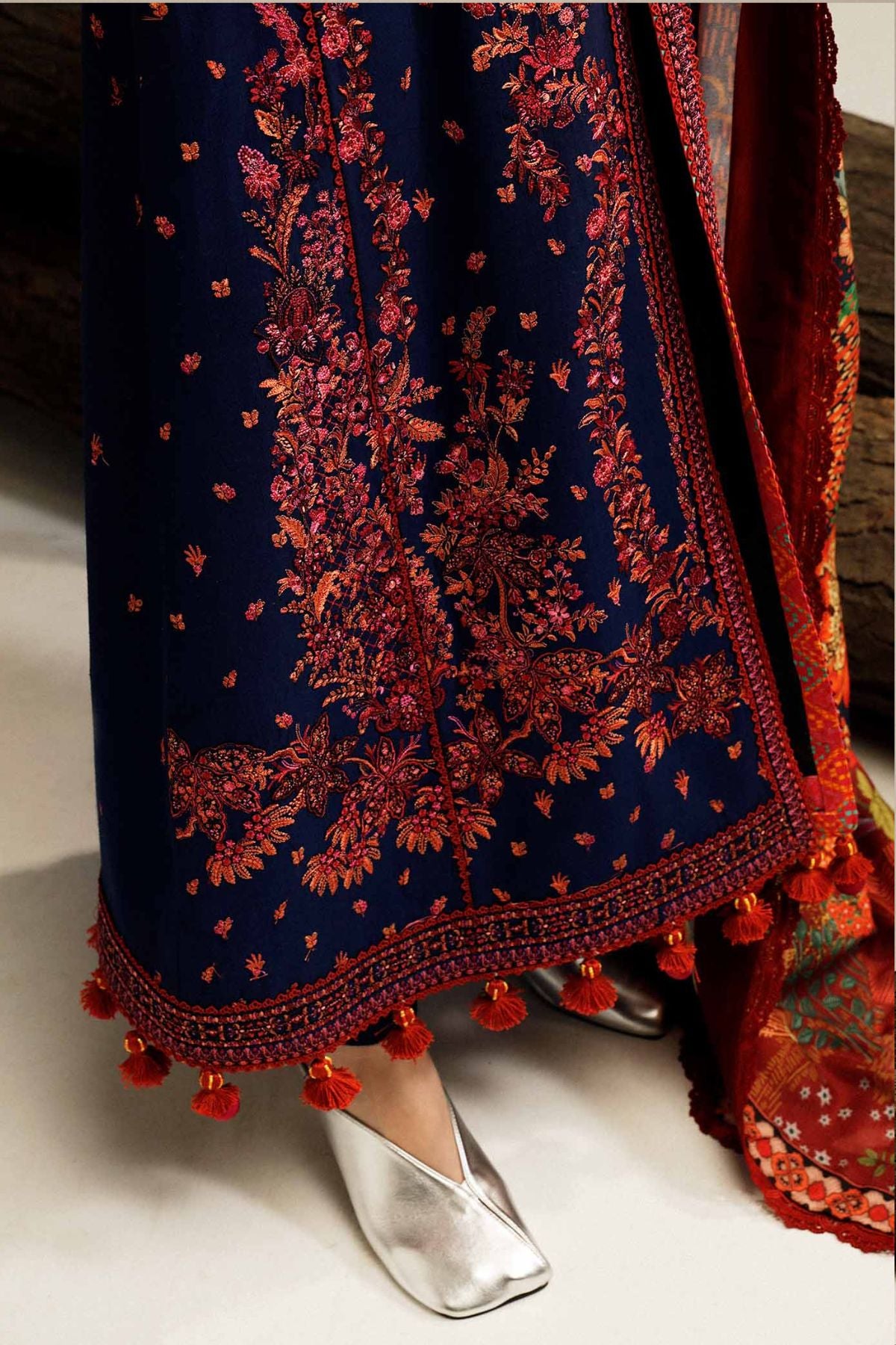 Hussain Rehar 020 Unstitched Luxury Dhanak Heavy Embroidered 3PC Suit