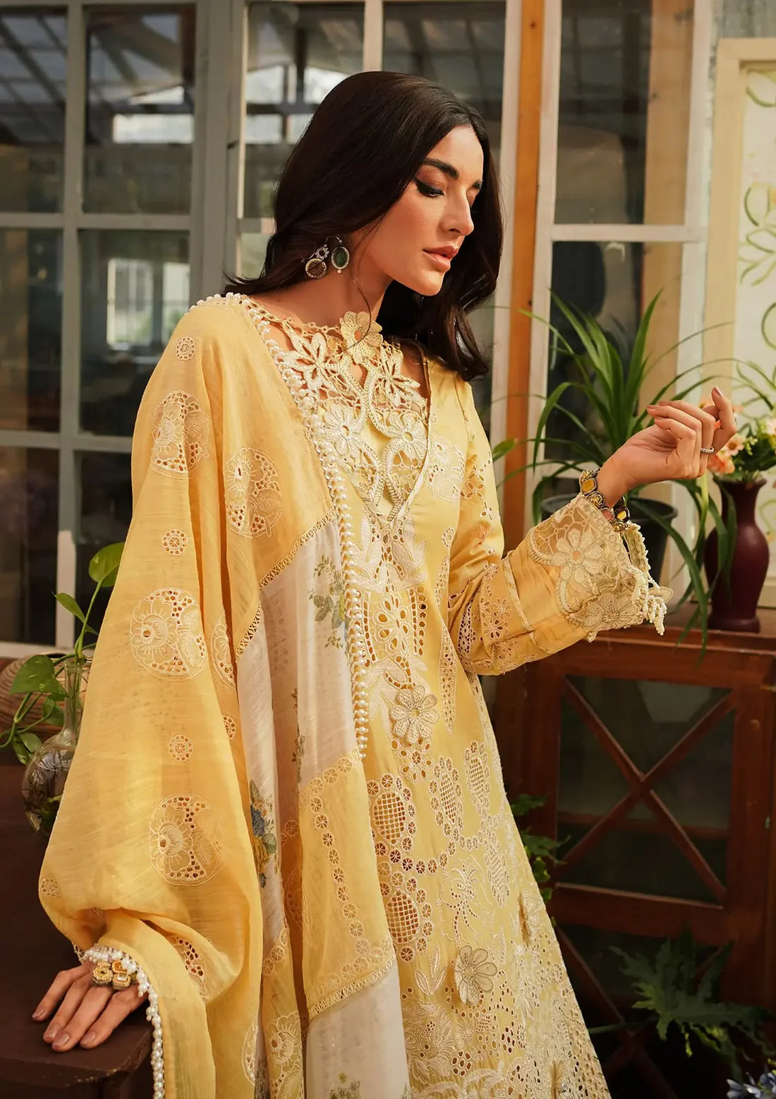Kahf 3PC Unstitched Lawn Heavy Chikenkari Embroidered Suit With Ready To Wear Dupatta